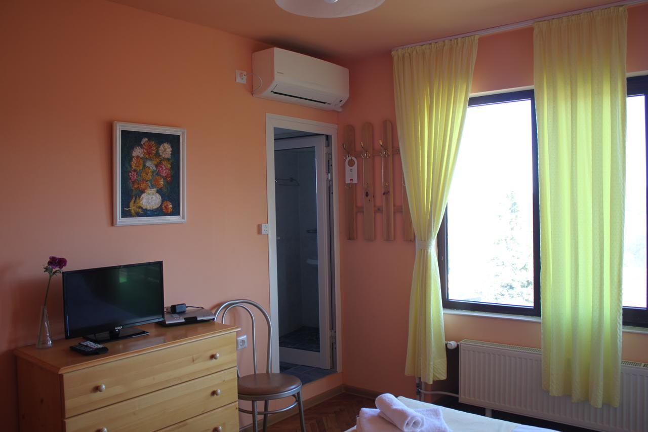 Guest House Daskalov Chervena Lokva エクステリア 写真
